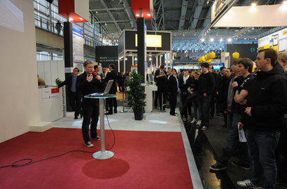 Präsentation 'Red Robot Inc.' durch Oliver Eberlei am Stand der Hessen-Agentur, Foto: Hessen-IT
