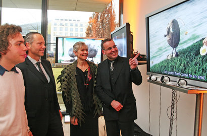 v.l.n.r. Paul Wiersbinski (Städelschule), Prof. Kracke, A.Henningsmeyer (hFMA), Günter Schmitteckert (Hess. Ministerium für Wissenschaft und Kunst) in der Landesvertretung in Berlin
